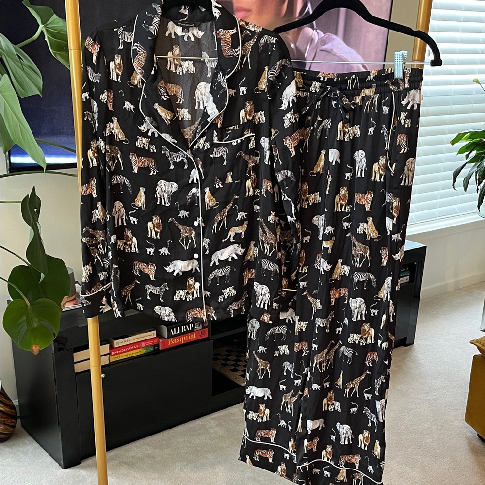 Banana Republic Pajama Set size small